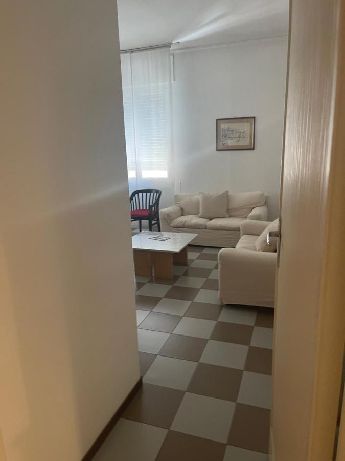 Central Home La Spezia Exteriör bild
